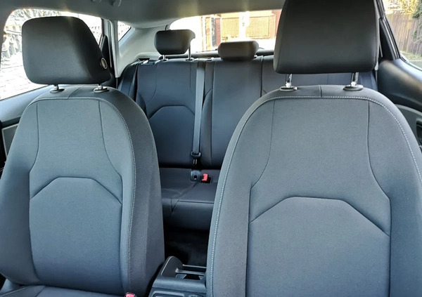 Seat Leon cena 50900 przebieg: 37000, rok produkcji 2018 z Nowa Dęba małe 232